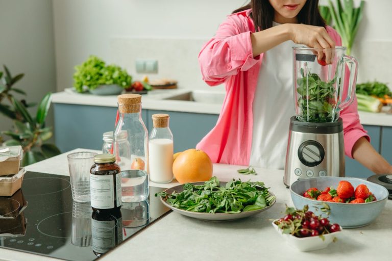 10 Energizing Green Smoothie Recipes for Morning Vitality 🌿